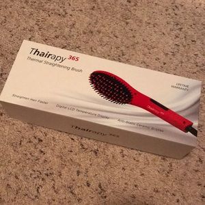 Thairapy 365: thermal straightening brush